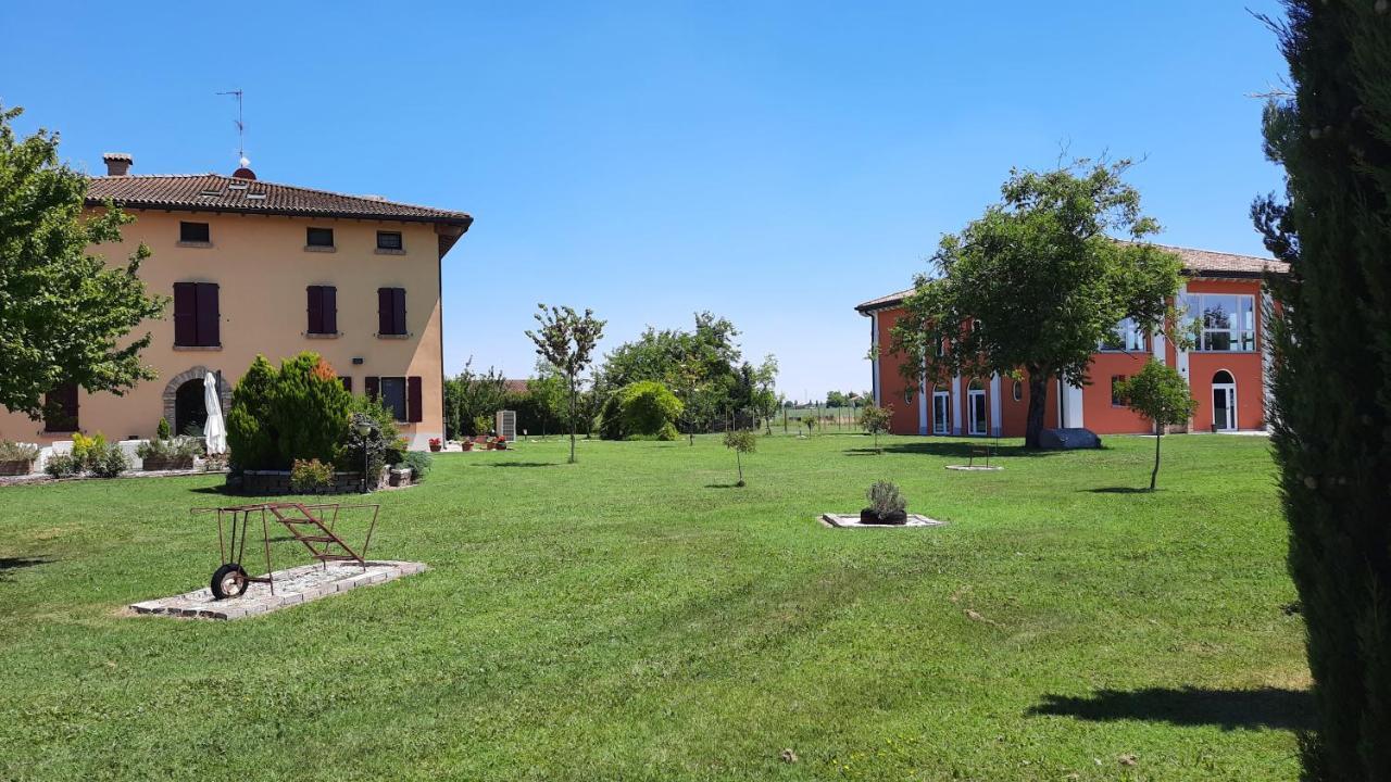 Agriturismo Al Navile Malalbergo Eksteriør billede