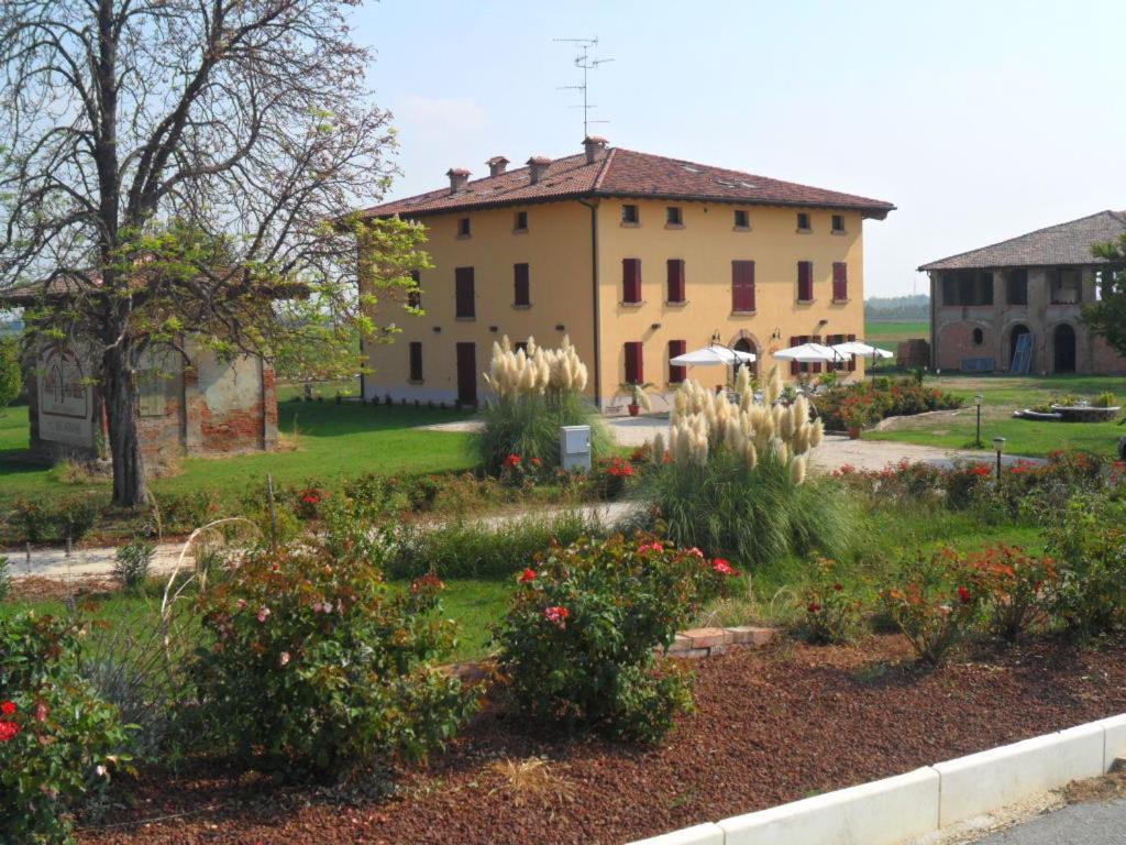 Agriturismo Al Navile Malalbergo Eksteriør billede