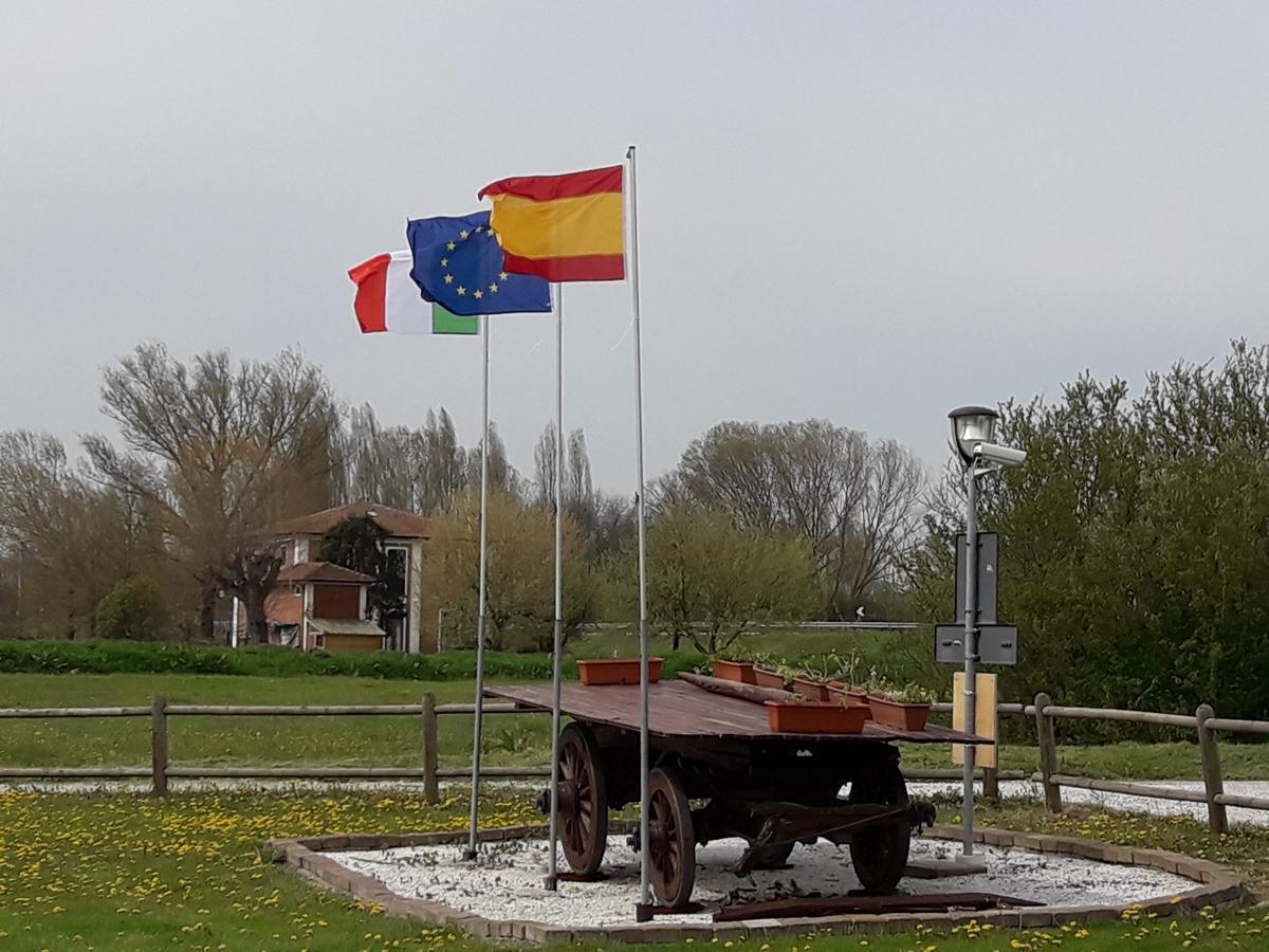 Agriturismo Al Navile Malalbergo Eksteriør billede