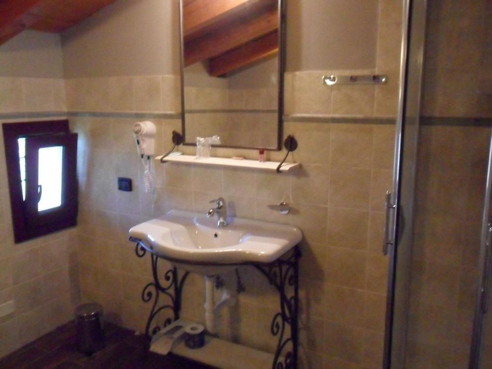 Agriturismo Al Navile Malalbergo Værelse billede